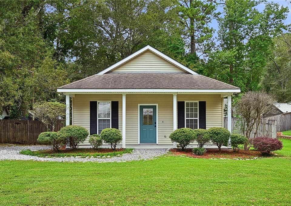 1st image of 71033 Shady Lake Dr