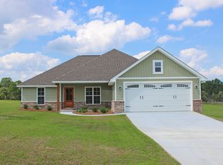 14 N Slade Rd, Sumrall, MS 39482