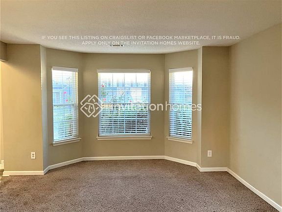 4th image of 3622 Rosebud Park Dr