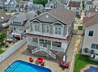 111 New Jersey Ave, Point Pleasant Beach, NJ 08742