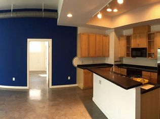 202 Douglas Ave APT 2F, Charlottesville, VA 22902