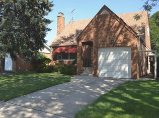 9335 S Springfield Ave, Evergreen Park, IL 60805