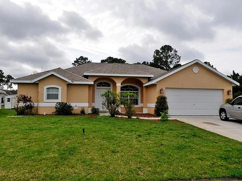 1566 SW Flagami Rd