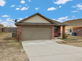 417 Glenwood St, Gainesville, TX 76240