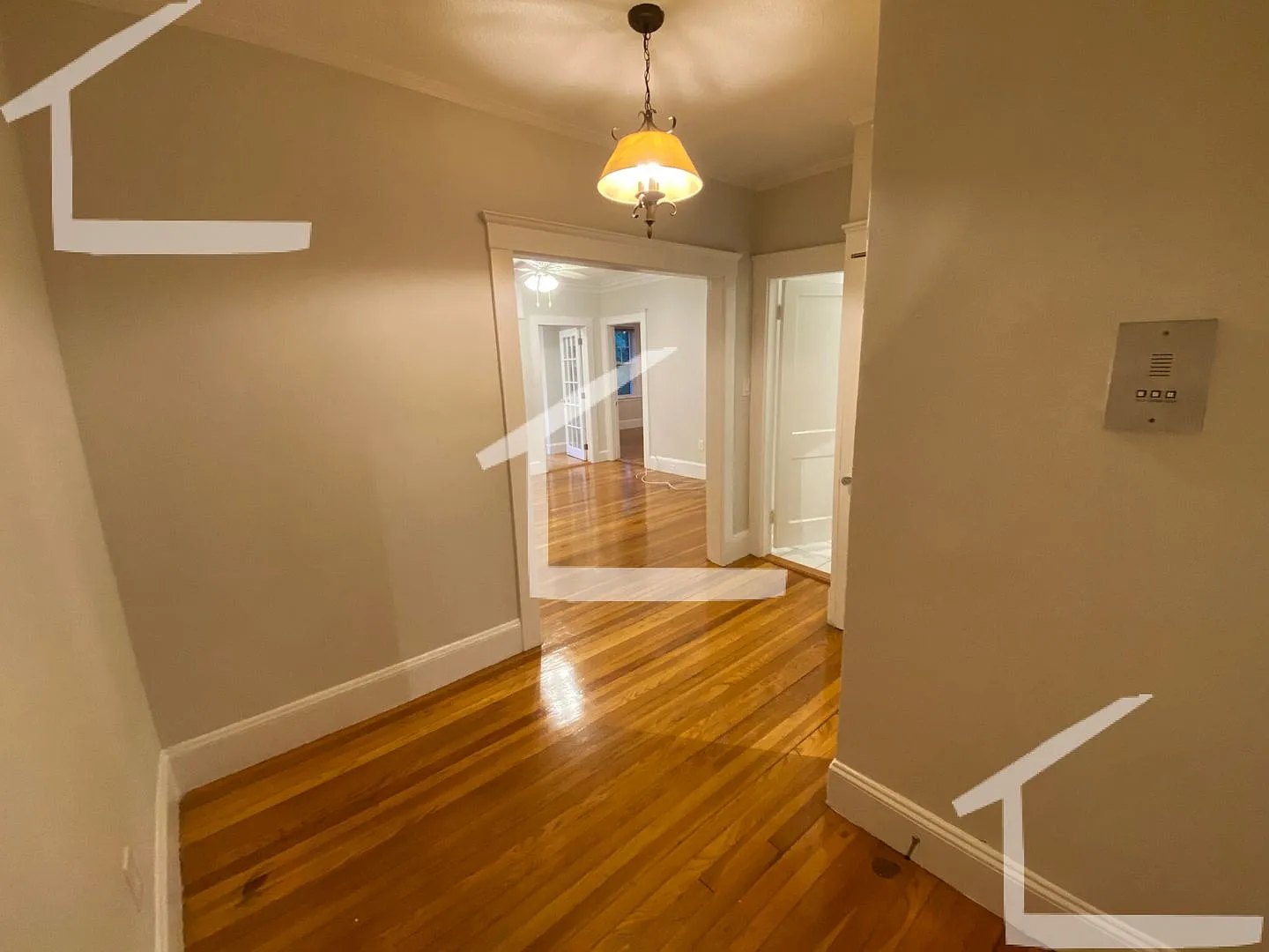 Hot Brighton Listing — Photo 4