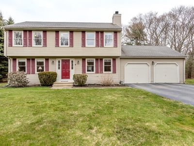 8 Rainbow Dr, Medway, MA, 02053