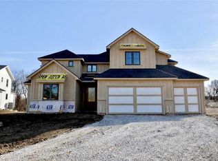 8369 NE 77th Ter, Kansas City, MO 64158