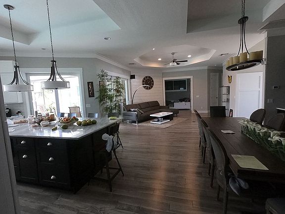 5th image of 2513 SW 30th Ter