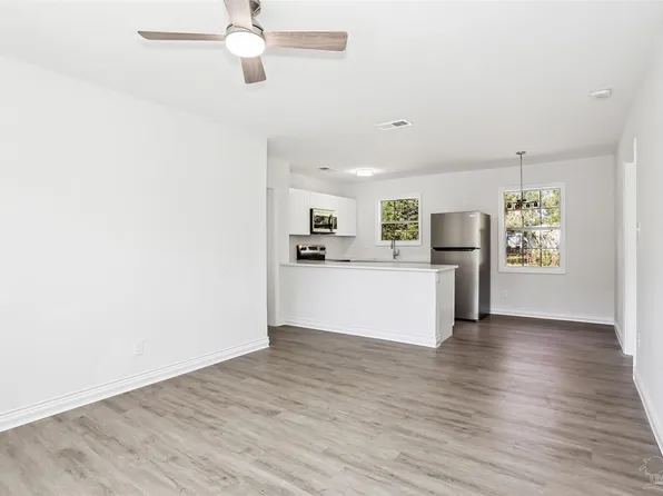 1016 Fremont Ave, Pensacola, FL 32505