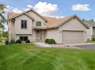9491 Rosewood Ln N, Maple Grove, MN 55369