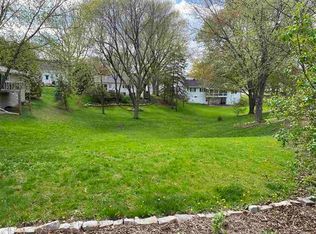 301 Grant St, Little Chute, WI 54140