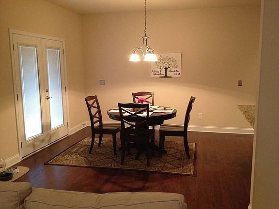 5th image of 172 Mills Plantation Cir
