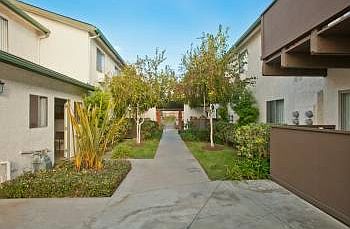4th image of 16205 Woodruff Ave APT 10