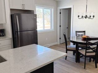 2153 Abbey Rd, New London, WI 54961