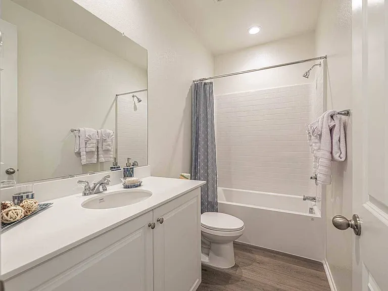 6127 W Avenue J9 — Photo 20