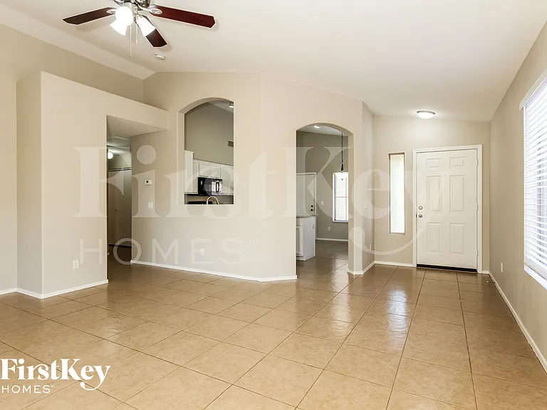7225 W Blackhawk Dr — Photo 4