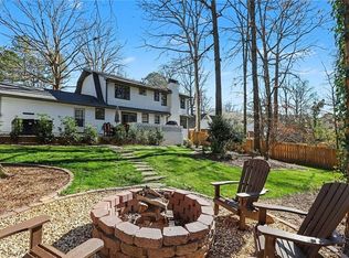 7070 Glenridge Dr, Sandy Springs, GA 30328