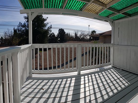 3rd image of 3055 East St
