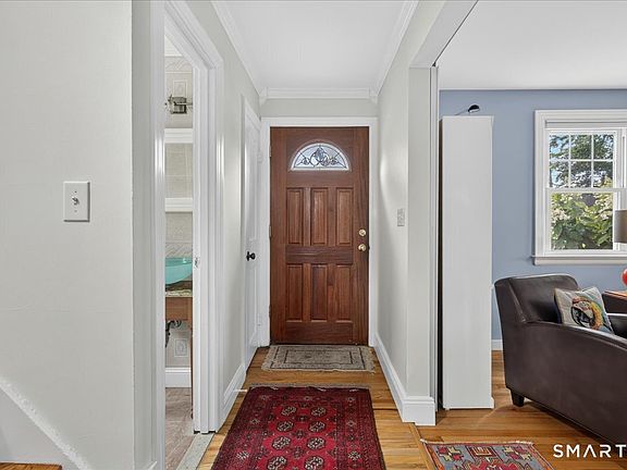 3rd image of 34 Hall Street