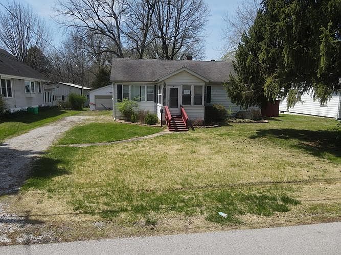 1st image of 1407 Kinsella Ave