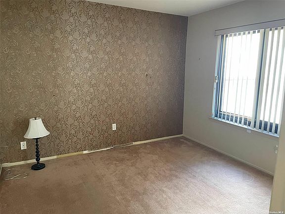 5th image of 362 Woodland Ct #362