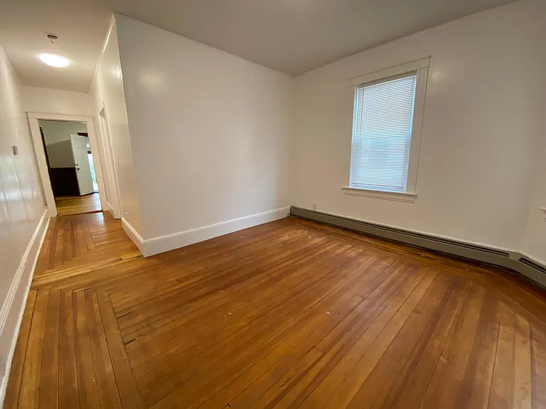 61 Pembroke Ave #1 — Photo 3