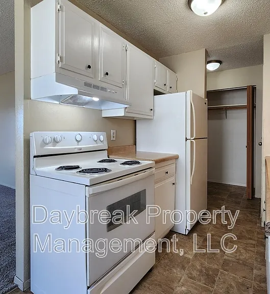 2414 3rd Ave N #7 — Photo 8