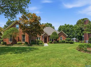 2735 Deford Mill Rd SE, Owens Cross Roads, AL 35763