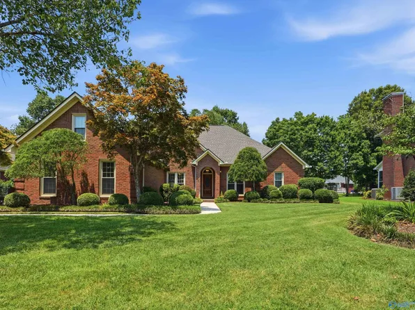 2735 Deford Mill Rd SE, Owens Cross Roads, AL 35763