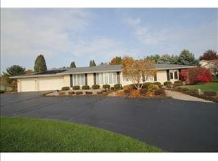 6302 Bradford Rd, Cherry Valley, IL 61016