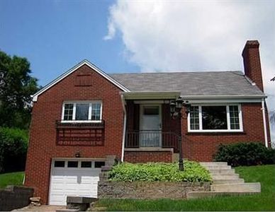 1944 Elmbrook Ln, Pittsburgh, PA, 15243