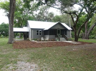 2700 SE 183rd Avenue Rd, Ocklawaha, FL 32179