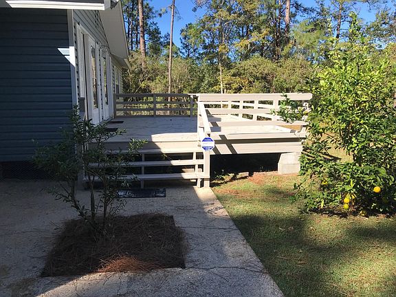 2nd image of 16512 Lake Dr W