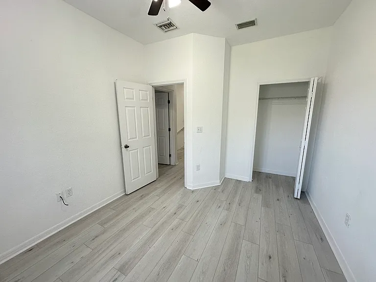 1800 Bassinger St — Photo 13
