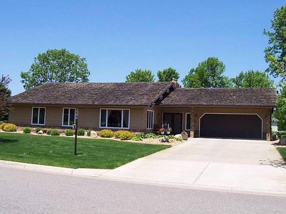 1st image of 31 Greenstone Ln