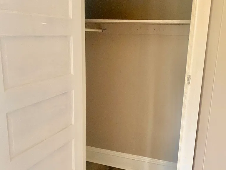 65 Railroad Ave — Photo 11