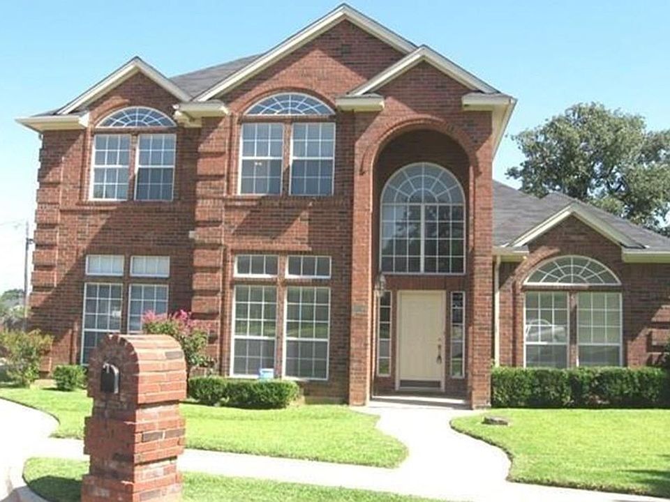 1st image of 7744 Bridlewood Ct