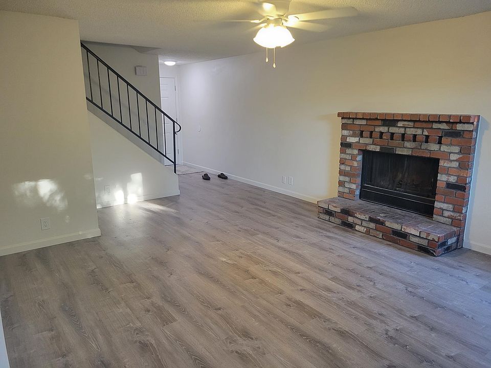 1st image of 1608 SE 145th Ct