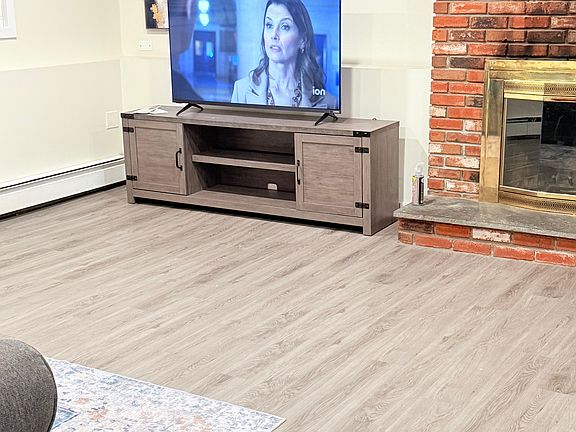 3rd image of 5 Cora Pl