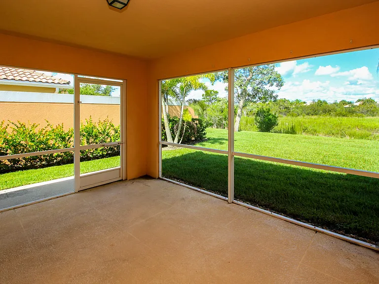 10882 SW Dardanelle Dr — Photo 35