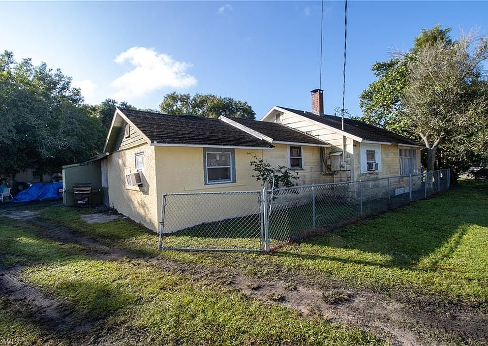 1st image of 409 New York Dr