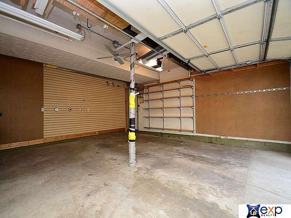 3rd image of 5011 N 113th St