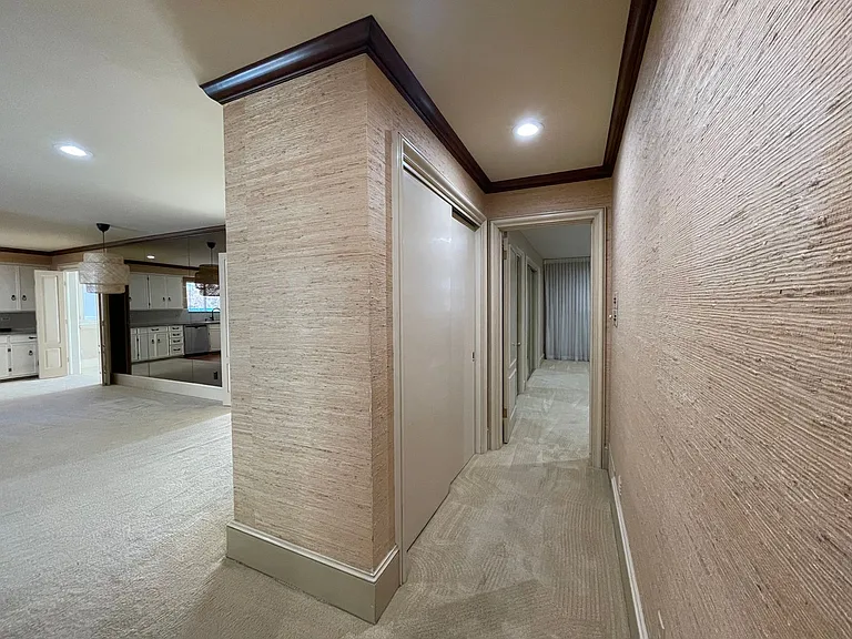 1124 Birch Ln — Photo 13