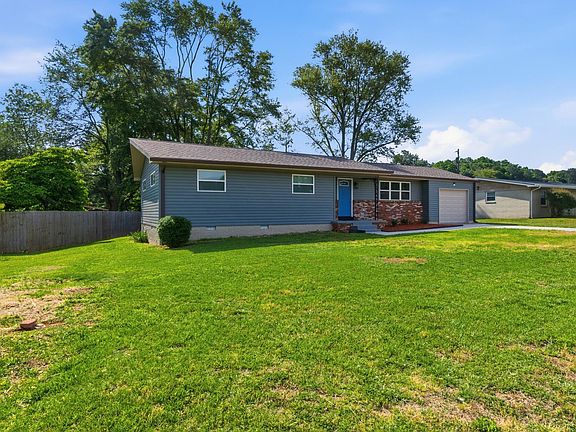 2nd image of 1233 Radmoor Dr