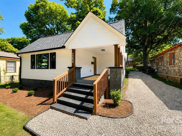 2204 Rozzelles Ferry Rd, Charlotte, NC 28208