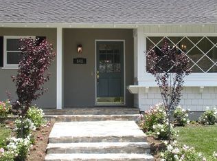 645 Durwood Dr, La Canada Flintridge, CA 91011