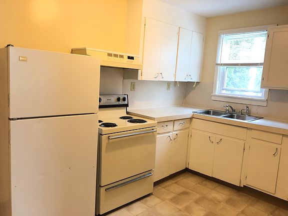 3rd image of 109 West Ave #109-01-1N