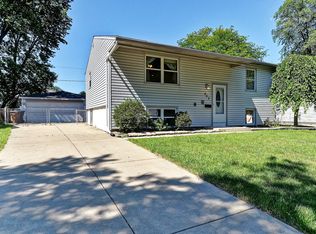 468 E Lincoln Ave, Glendale Heights, IL 60139