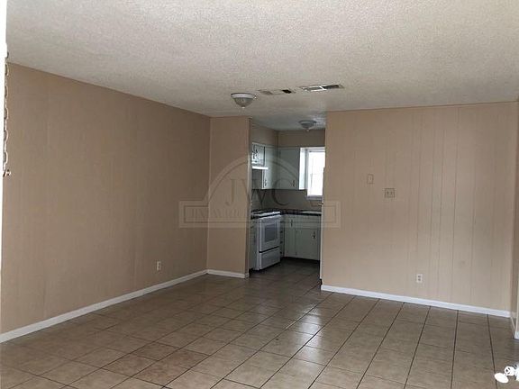 3rd image of 301 Liberty St #168070524