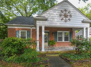 2307 Lawndale Dr, Greensboro, NC 27408